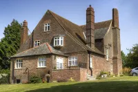 Goss Hall Bed & Breakfast Hotels in Sandwich