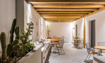 Lemon Suites Santorini