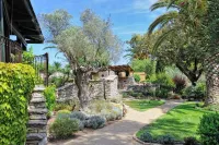 Lodge de Charme A Cheda Hotels in Figari