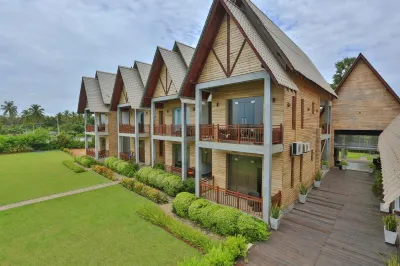 Laya Waves Hotels in 
