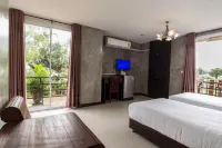 Nava Resort Отели в г. 