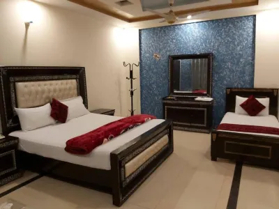 Hotel Visit Inn One Hotels in Johar Town