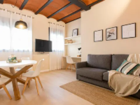 Barcelona Touch Apartments - Campalans Hotels in L'Hospitalet de Llobregat