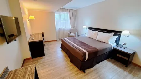 Hotel Diego de Almagro Providencia
