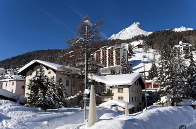 Hotel Parsenn Các khách sạn gần Lake Davos