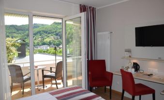 Flair Hotel am Rosenhügel - Garni