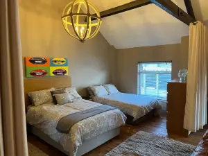 Apartment 185