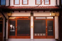 Plis Room - Old Bazaar