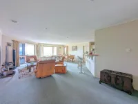 Birchwood Spa Motel Hotels in Horohoro
