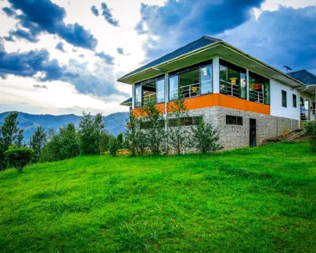 The Crested Crane Bwindi Hotel Hotels in Kinkiizi