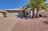 Golf Course View! Dog-Friendly Retreat in Glendale