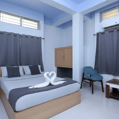 Urban Suites Silpukhuri โรงแรมใกล้วัดกามาคยา