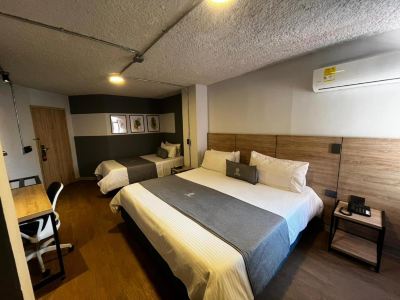 Hotel d' Leon