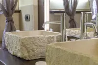 Perlage Suite Luxury B&B - Amazing View of Trulli فنادق في ألبيروبيلو