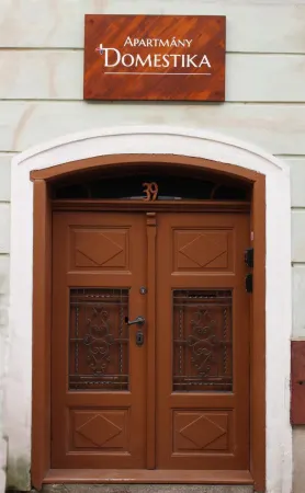 Apartmány Domestika Отели рядом с достопримечательностью «[P] Parkoviště P5 - Autobusové nádraží»