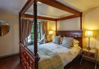 The Falls of Dochart Inn Hotels in Crianlarich