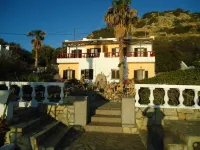 반겔리스 빌라 아요스니콜라오스 호텔