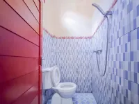 RedDoorz near Kantor Gubernur Kalimantan Tengah Hotels in Menteng