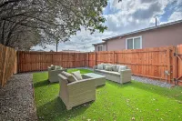 Updated Chula Vista Townhome - WFH Friendly! Hotels near National University
