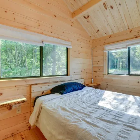 Catskills Tiny Home Cabin: Surrounded by Nature!