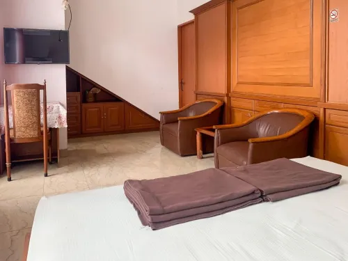 Cozy Homestay Syariah Mitra RedDoorz Bandung