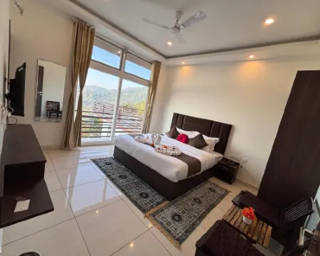 Hotel Rewalsar Heights Hotels in Mandi District
