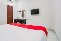 RedDoorz at Seindo Hotel Medan Hotels in Medan Sunggal