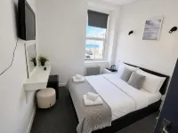 Alexandra Hotel - View biển