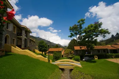Green Pastures - A Hill Country Resort Hotels near Poombarai village