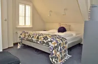 De Herberg Hotels in Burgh-Haamstede