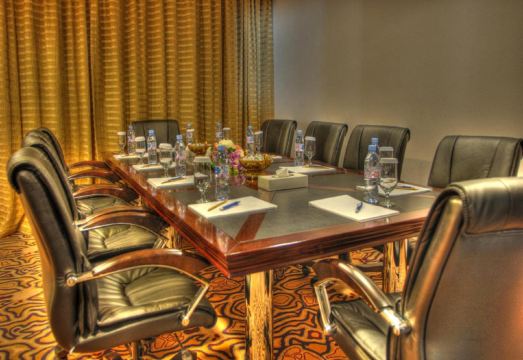 사리아 팰리스 호텔 외관