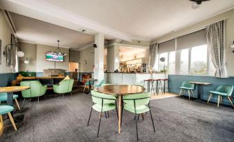 The Castle Hotel