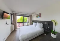 Logis hôtel Annecy Nord / Argonay Hotels in Argonay