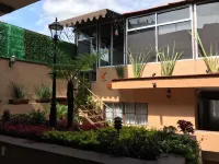 Casa de las Escaleras Hotels in Tarerio