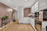 70 Degrees North City Apartments