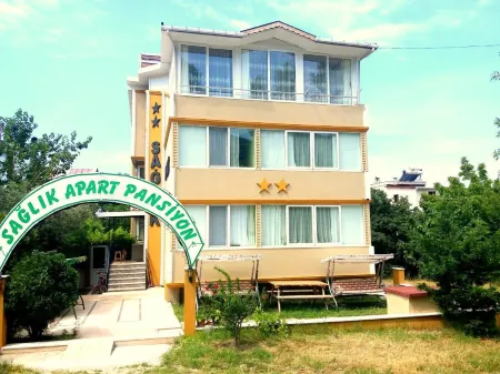 Sağlık Apart Pansiyon Отели в г. Эрдек
