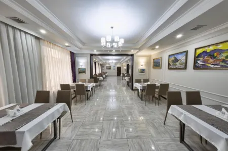 Osh Grand Hotel Chavo (Ош Гранд Отель Чаво)
