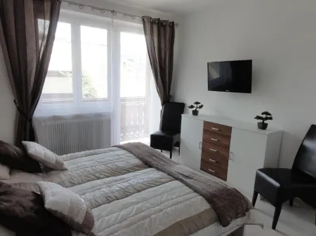 Pension AdlerHorst Отели в г. Ossiach