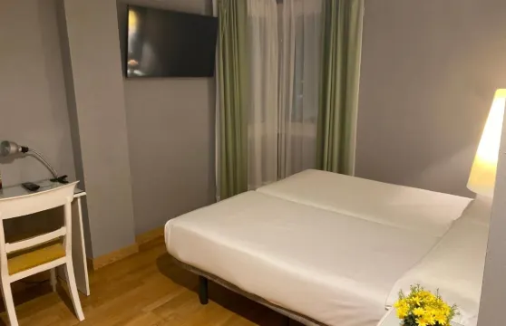 埃爾穆阿別墅酒店