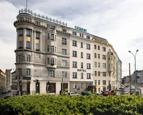 Hotel Goldene Spinne Hoteles cerca de Estación de Stubentor
