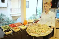 Le Marly Hotel - sarapan