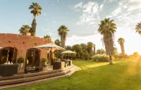 Mount Etjo Safari Lodge Hotels in Очиваронго