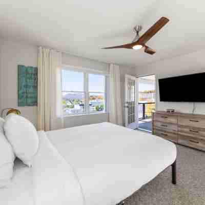 Central Lake Placid Mountain Views Rooms