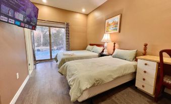 Newly Renovated Home in Central Aurora