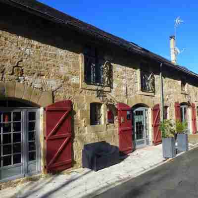 Logis Hôtel Auberge de Cartassac Hotel Exterior