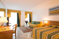 Hotel Capri Bardolino 3S