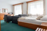 Hotel Tisa Pohorje - Bãi đậu xe