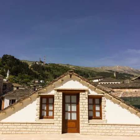 Hotel Argjiro