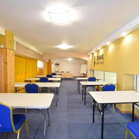 John's Hotel