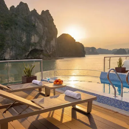Luna Halong Bay Cruise